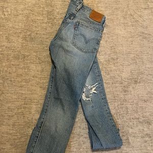 Levi’s woman’s 501 jeans